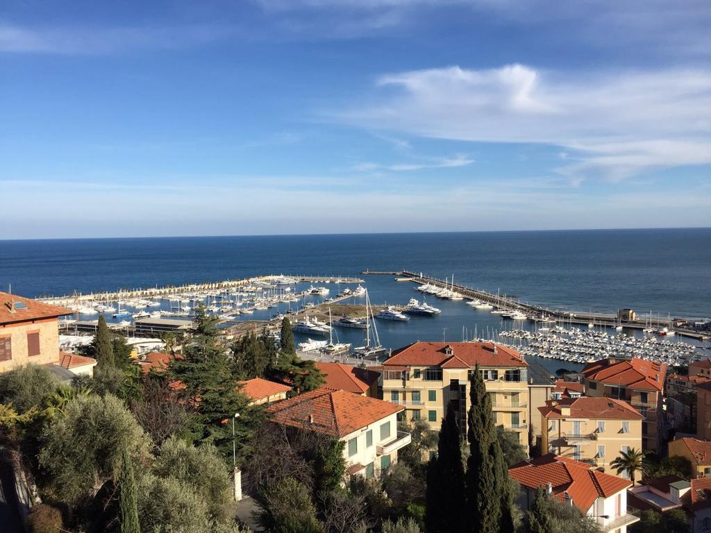 Ferienwohnung Sapore Di Sale Imperia Exterior foto