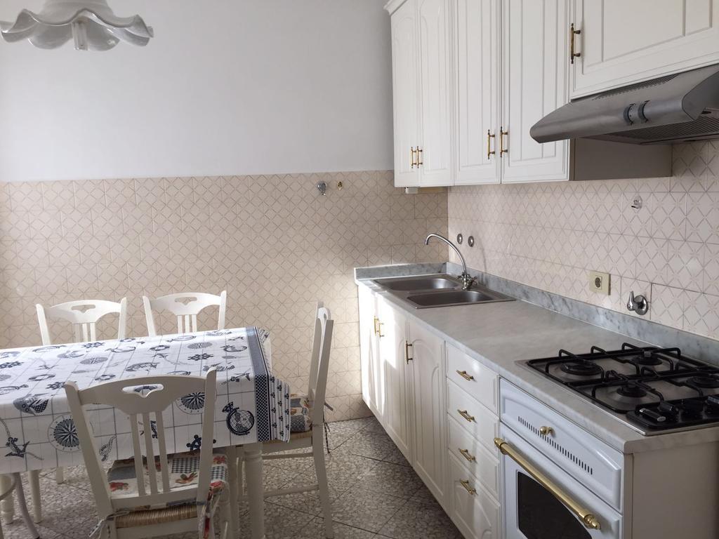 Ferienwohnung Sapore Di Sale Imperia Exterior foto